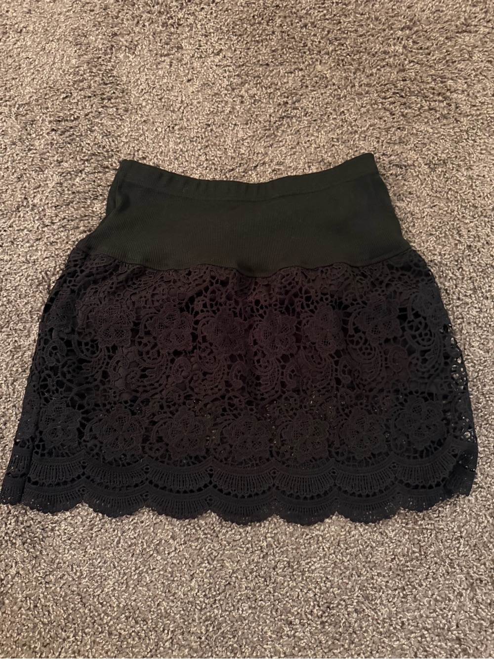 Crotchet lace mini skort